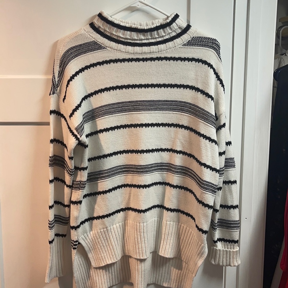 LOFT sweater